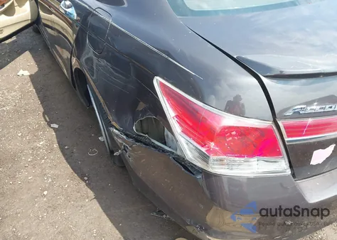 2011 Honda Accord 3.5 Ex-L из США, поврежденный, VIN 1HGCP3F82BA009739